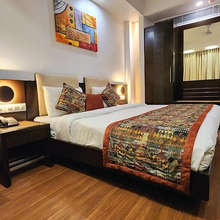 The Prime Balaji Deluxe At New Delhi Railway Station - Free Airport Pickup Hotell Exteriör bild