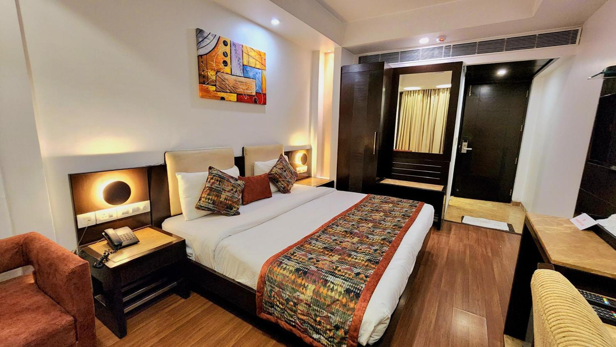 The Prime Balaji Deluxe At New Delhi Railway Station - Free Airport Pickup Hotell Exteriör bild
