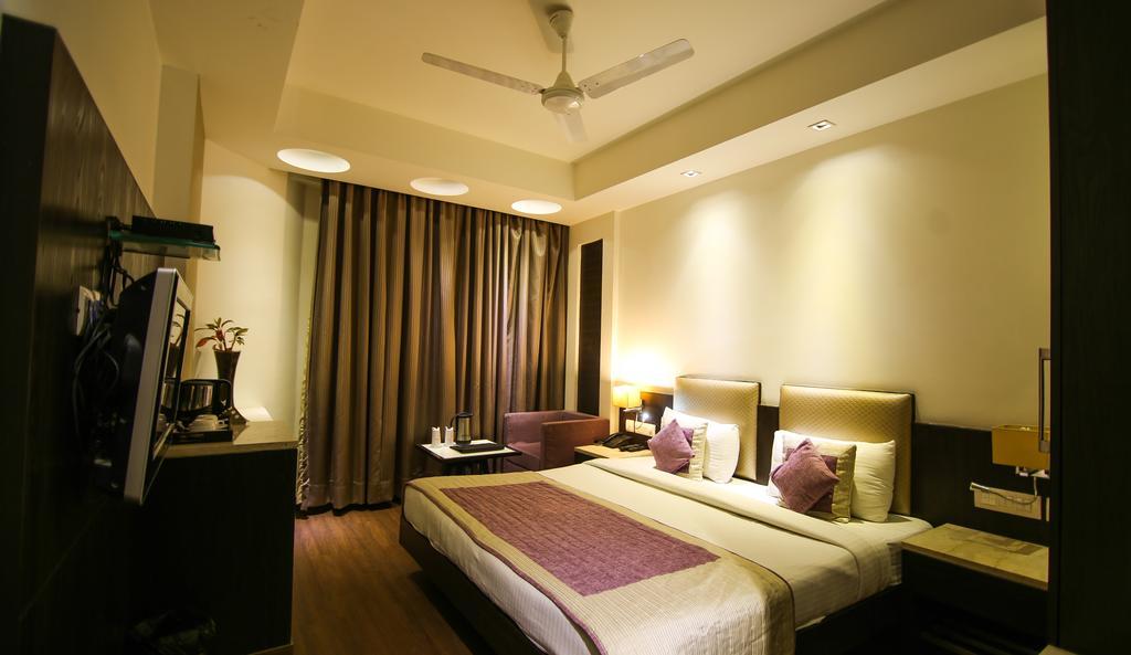 The Prime Balaji Deluxe At New Delhi Railway Station - Free Airport Pickup Hotell Exteriör bild