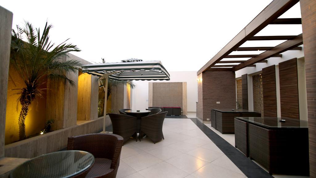 The Prime Balaji Deluxe At New Delhi Railway Station - Free Airport Pickup Hotell Exteriör bild