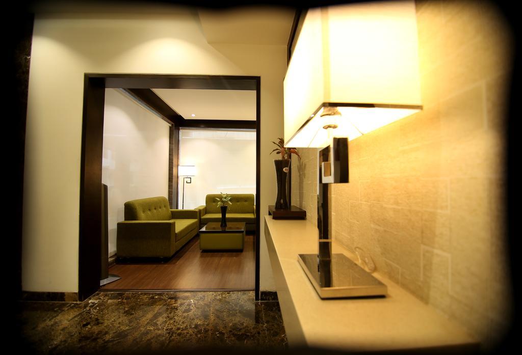 The Prime Balaji Deluxe At New Delhi Railway Station - Free Airport Pickup Hotell Exteriör bild