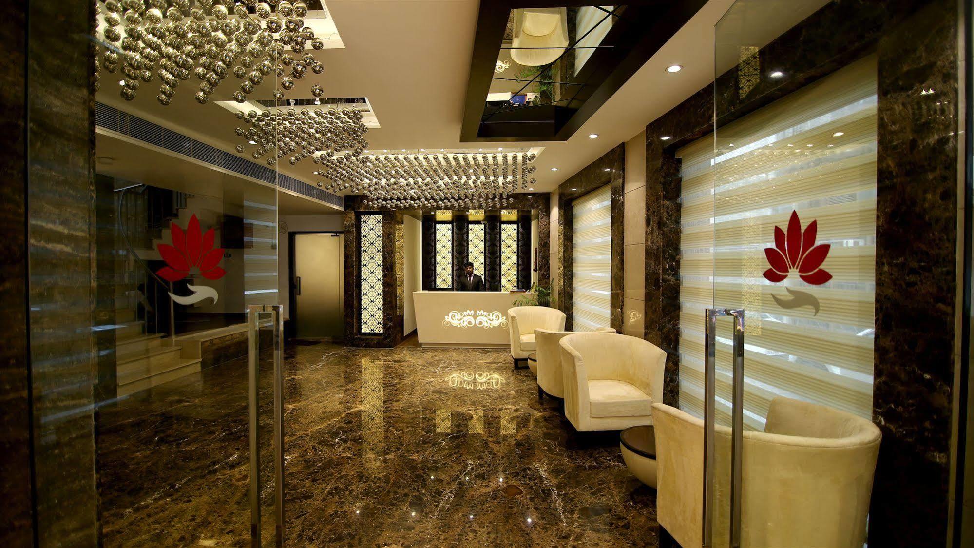 The Prime Balaji Deluxe At New Delhi Railway Station - Free Airport Pickup Hotell Exteriör bild