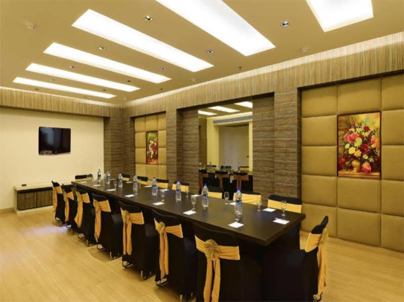 The Prime Balaji Deluxe At New Delhi Railway Station - Free Airport Pickup Hotell Exteriör bild